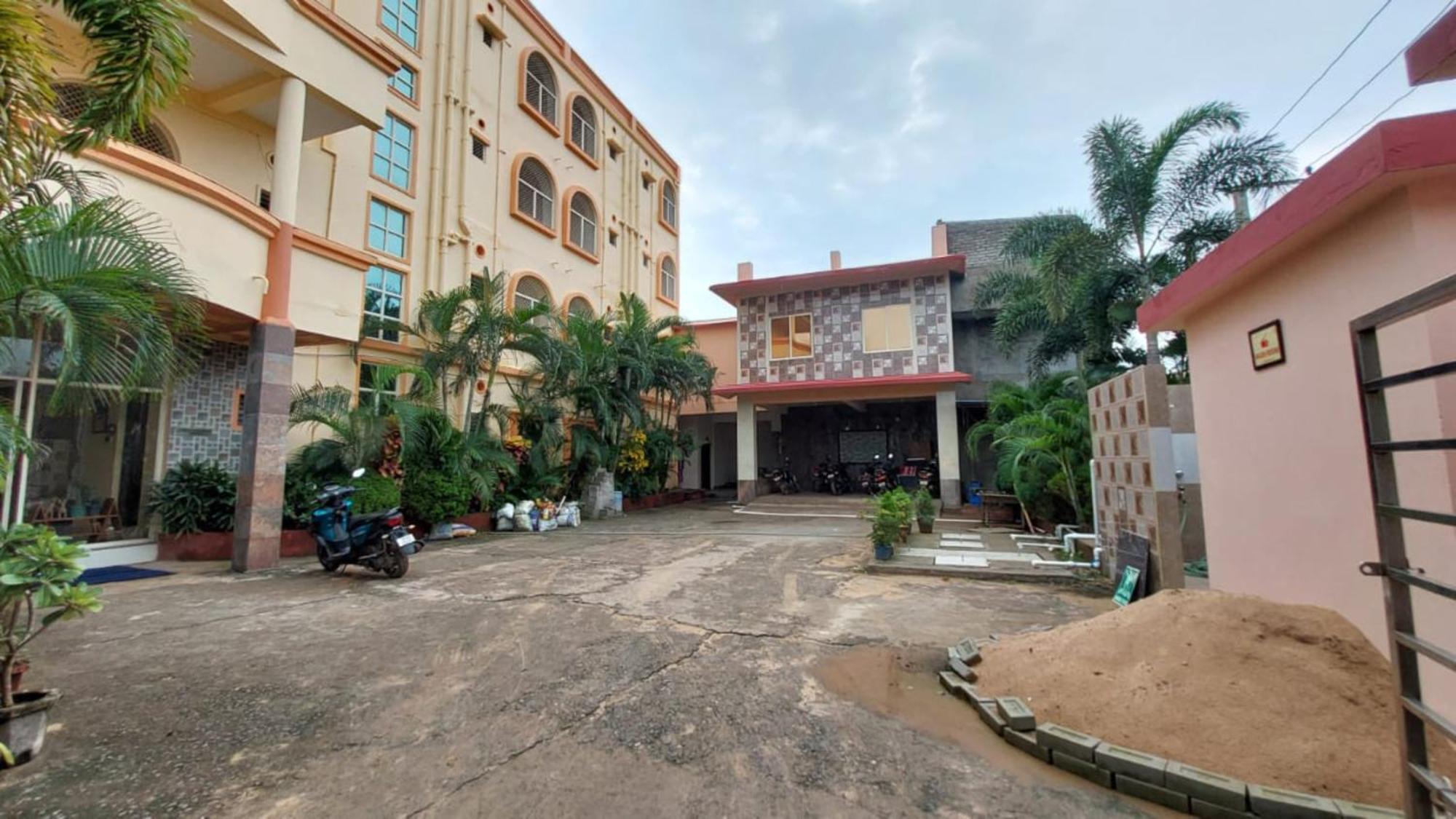 Goroomgo Silicon Residency Puri Near Sea Beach & Temple - Luxurious Room - Lift And Parking Facilities - Best Seller Екстер'єр фото